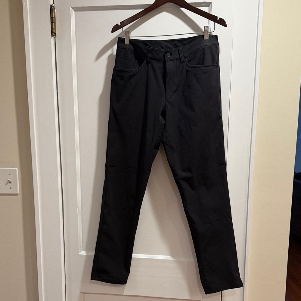 Lulu Lemon Men's 5 Pocket Black Pants